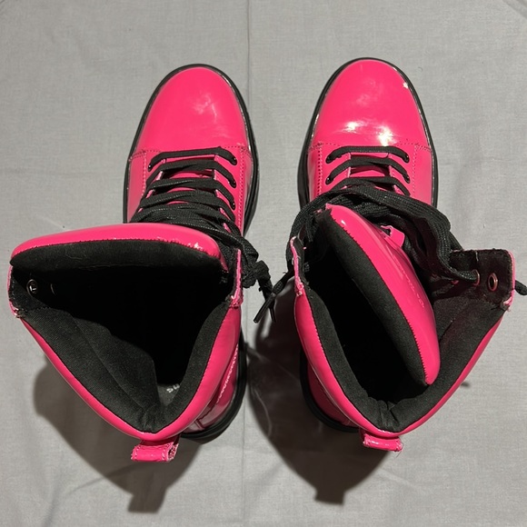 Doc Martens Womens Patent Pink Lace Up High Boots Size 11 FLAWED - Picture 5 of 16